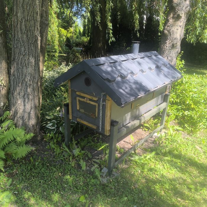 Pasieka. Ul, ule Wilkopolski, pokazowy, Domek na dwie rodziny pszczele