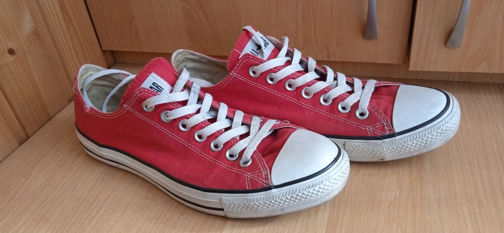 Кеди Converse all star гарному стані, дефекти фото 6. Фото7  залишки в