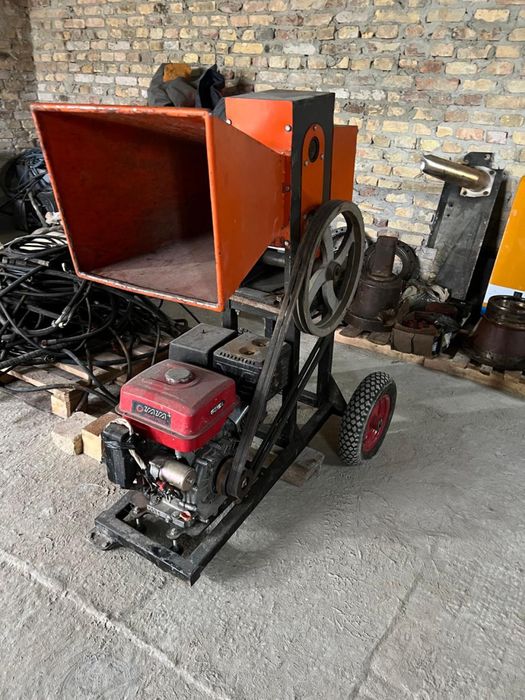 Дробилка гілок ТР-120В бензингвий(Тех Прогресс)