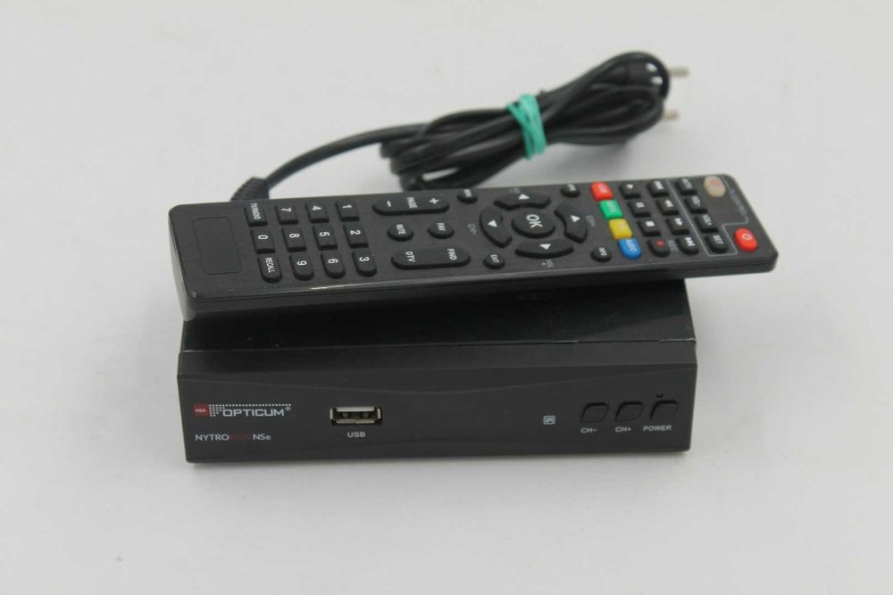 Dekoder DVBT-2 OPTICUM NSE komplet