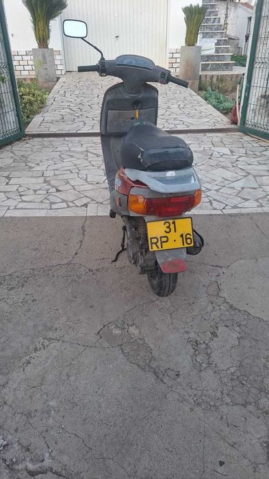 Scooter Piaggio Zip RST