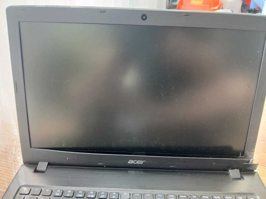 Laptop Acer Aspire e5-575