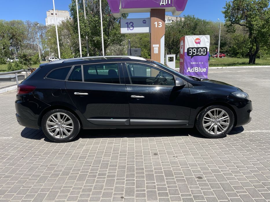 рено меган Gt line.
