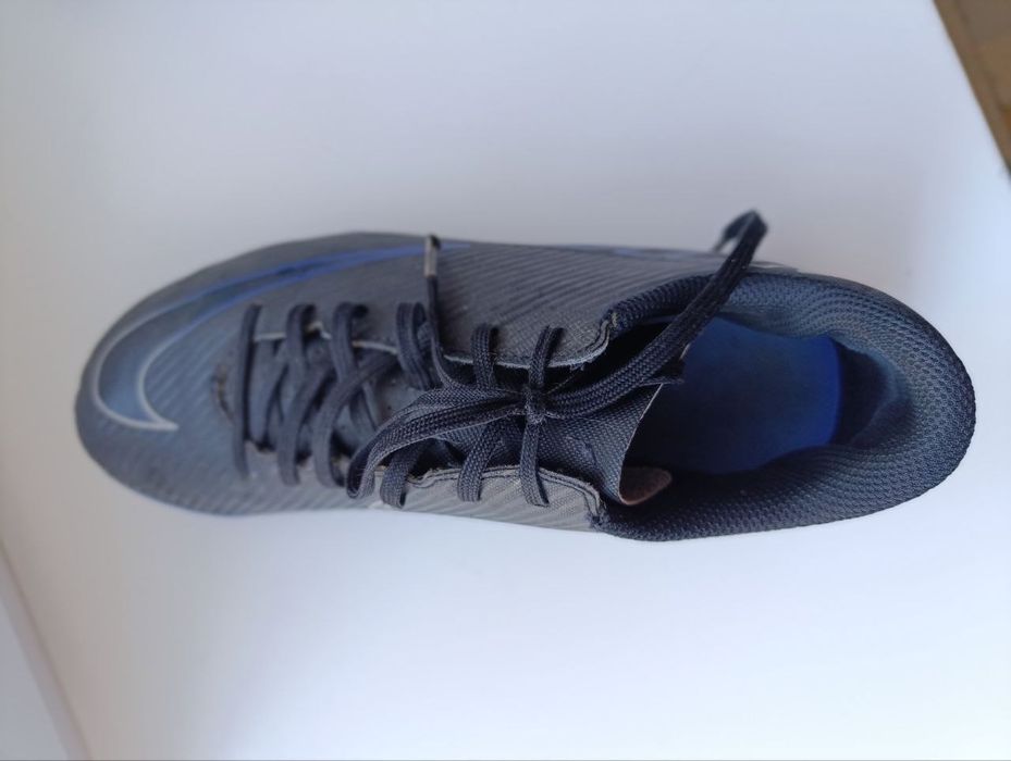 Футбольные бутсы