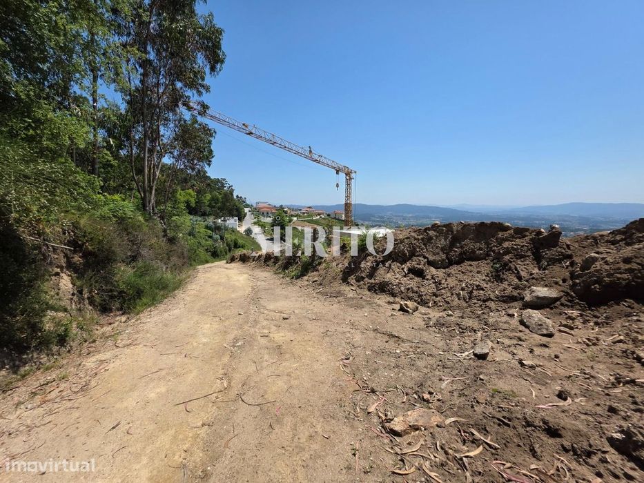 Terreno com PIP Aprovado para Moradia – Carapeços, Barcelos — Carapeços, Braga