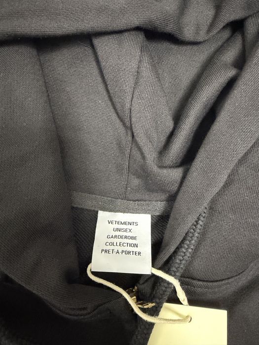 зип худи Vetements metalized zip black — zdjęcie 3