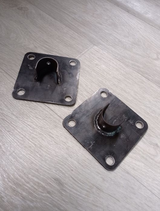 Кріплення для турніка / Крепления для турника