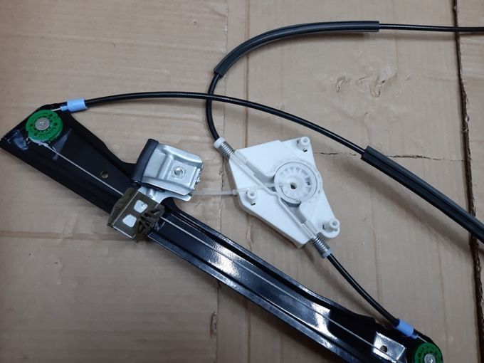 Elevador levanta vidros Seat Ibiza 6L de 2001-2008  NOVO