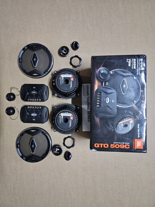 Colunas/speakers JBL GTO 509C (woofers, crossover, tweeters)