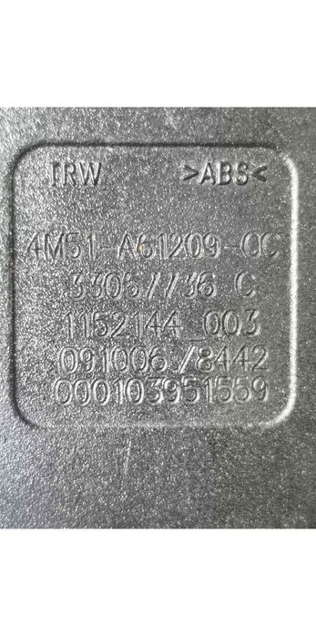 Encaixe de Cinto Frente Esquerdo FORD FOCUS II