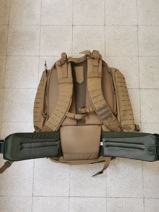 Mochila 62 litros - cinto não incluído