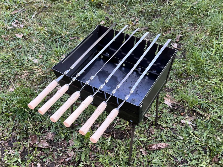 Składany grill-mangal w formie walizki, 6 szaszłyków, na piknik i BBQ