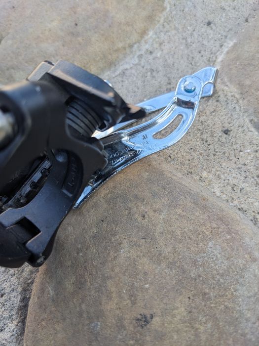 Передній перемикач shimano deore