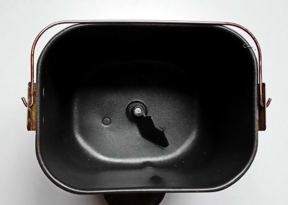 Хлебопечка Elenberg BM-3100  600 Вт, 900 гр.