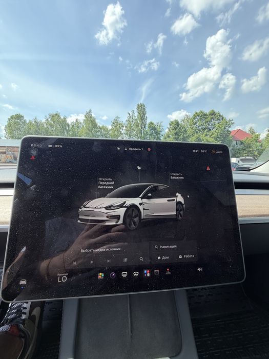 Tasla model 3 2022 рік Рест