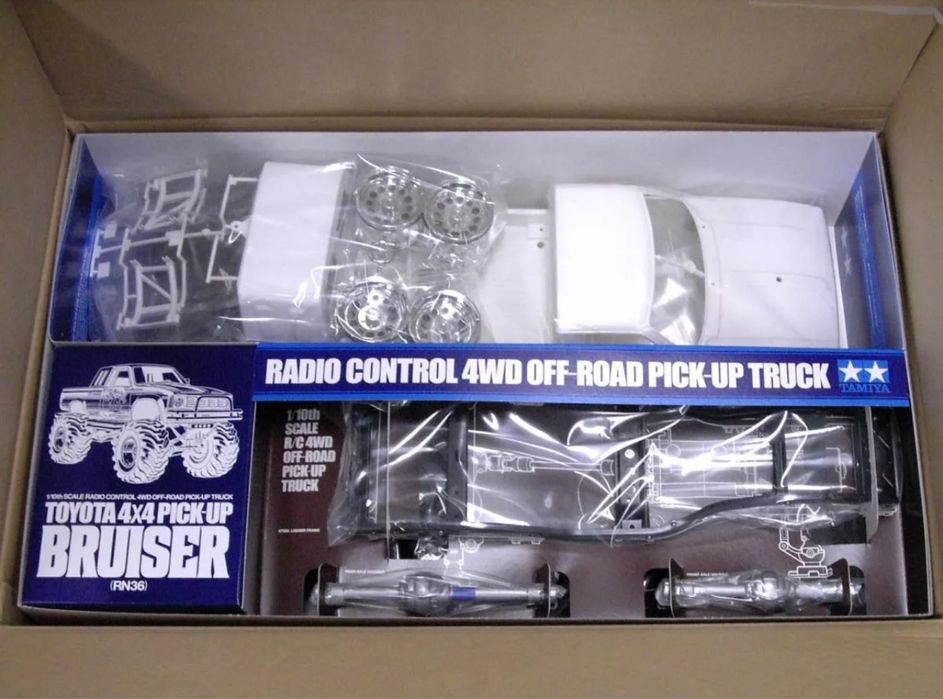 Tamiya Toyota 4x4 Bruiser 2012 1st edition Japão