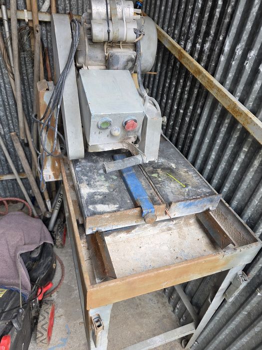 Maszyna do cięcia płytek kamienia na mokro 230V