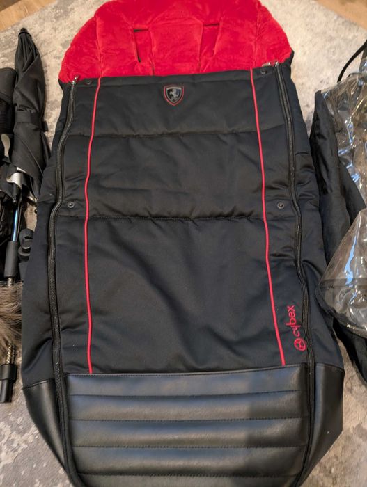 Śpiwór Scuderia Ferrari