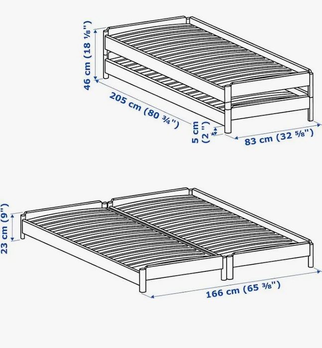 Camas empilháveis IKEA com estrados e colchões de espuma