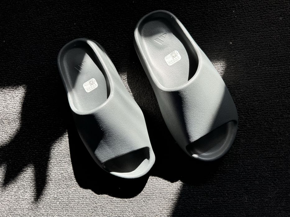 Yeezy slides slate grey