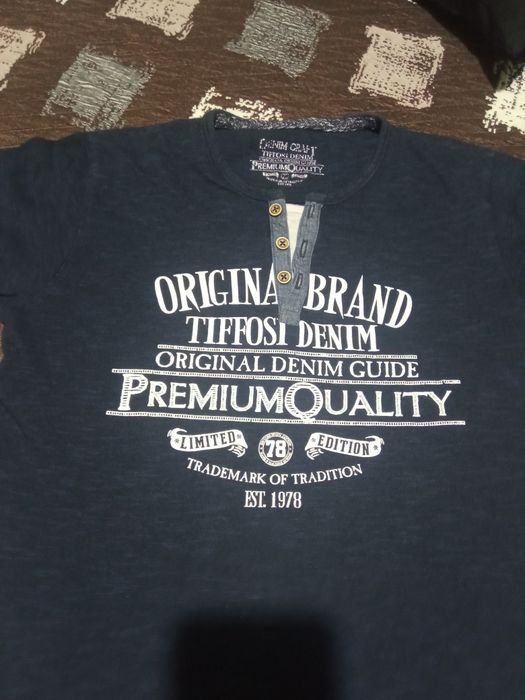 T-shirt Tiffosi Denim XS
Usada apenas 2 vezes
Muito estimada