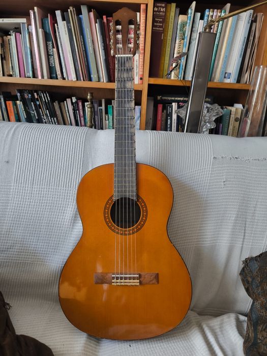 Guitarra Yamaha CGS103A