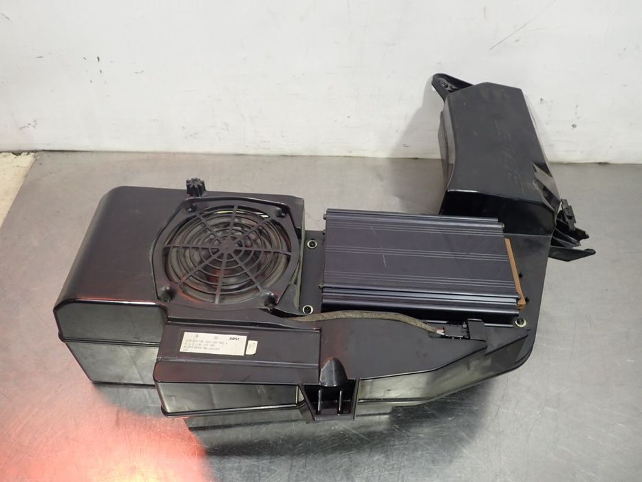 SUBWOOFER AUDI A4 B6 8E9035382A