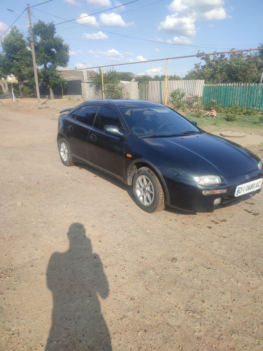 Продам Mazda 323f