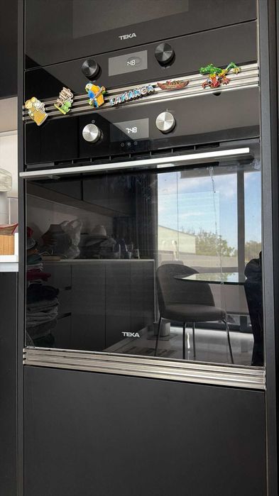 Forno de encastra TEKA