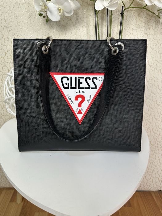 Оригінальна сумка від Guess