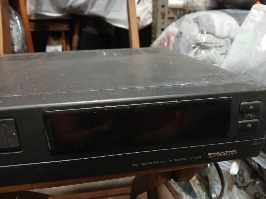 Magnetowid VHS SHARP