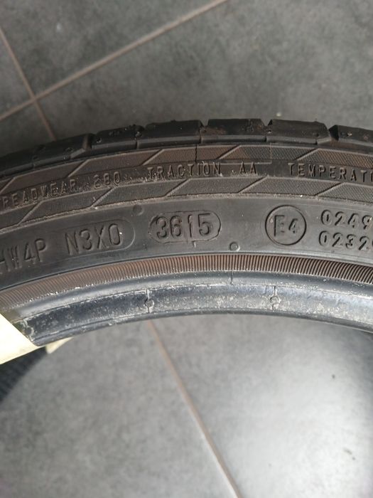 2 pneus 245 35 r18 Continental