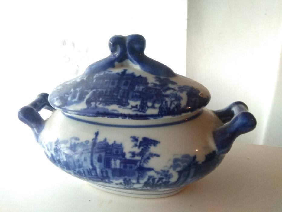 Blue-patterned porcelain64740869599746120