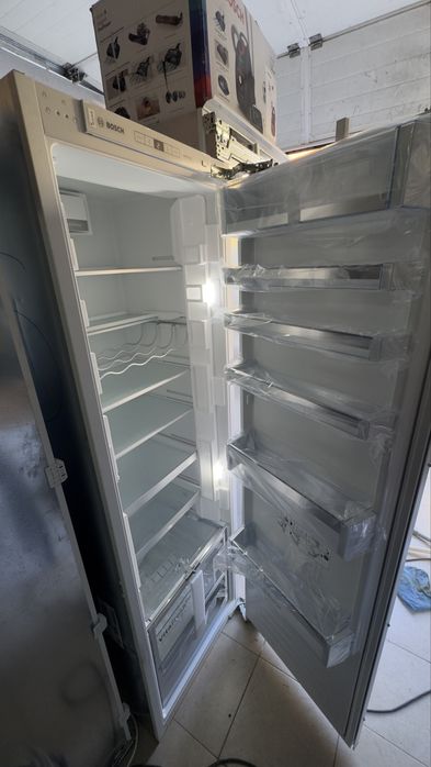 Frigorífico Encastre BOSCH Serie 6  KIR81AFE0 (Ventilado ( NOVO)