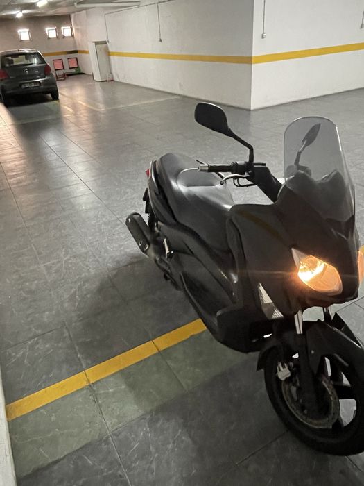 Yamaha XMAX 250 – Excelente estado