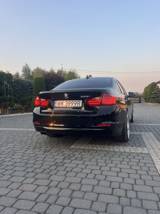 BMW seria 3 328i 245km