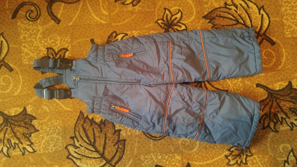 Детский зимний комбинезон на мальчика.