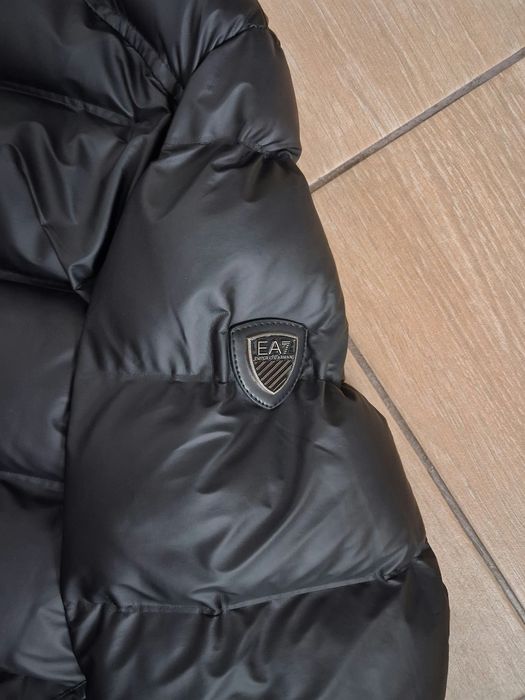 Пуховик EA7 Emporio Armani мужской чёрный