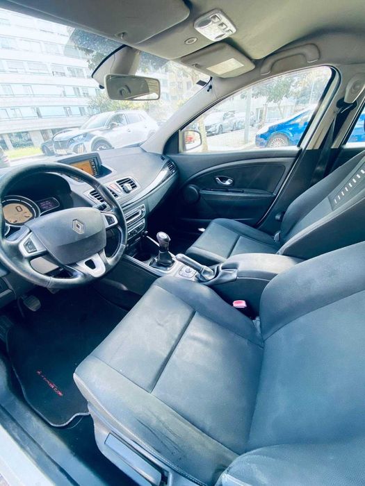Renault Mégane Sport Tourer 1.5 dCi foto 2