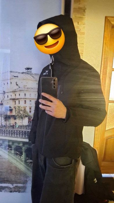 Вітровка Arc’teryx