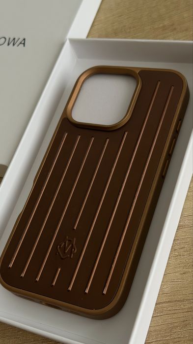 Чохол Rimowa на iphone 16 pro Rimowa