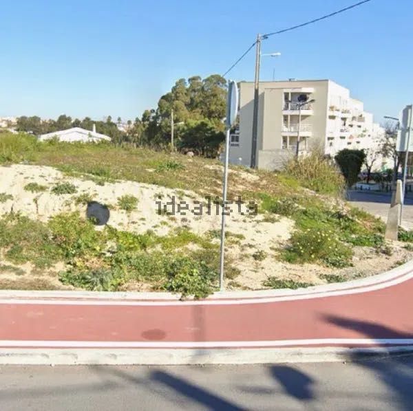 Vendo Terreno Urbano no centro da Sobreda