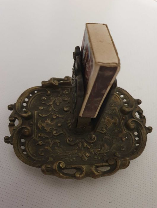 Belíssima Fosforeira / Cinzeiro, em estanho - Anos 60