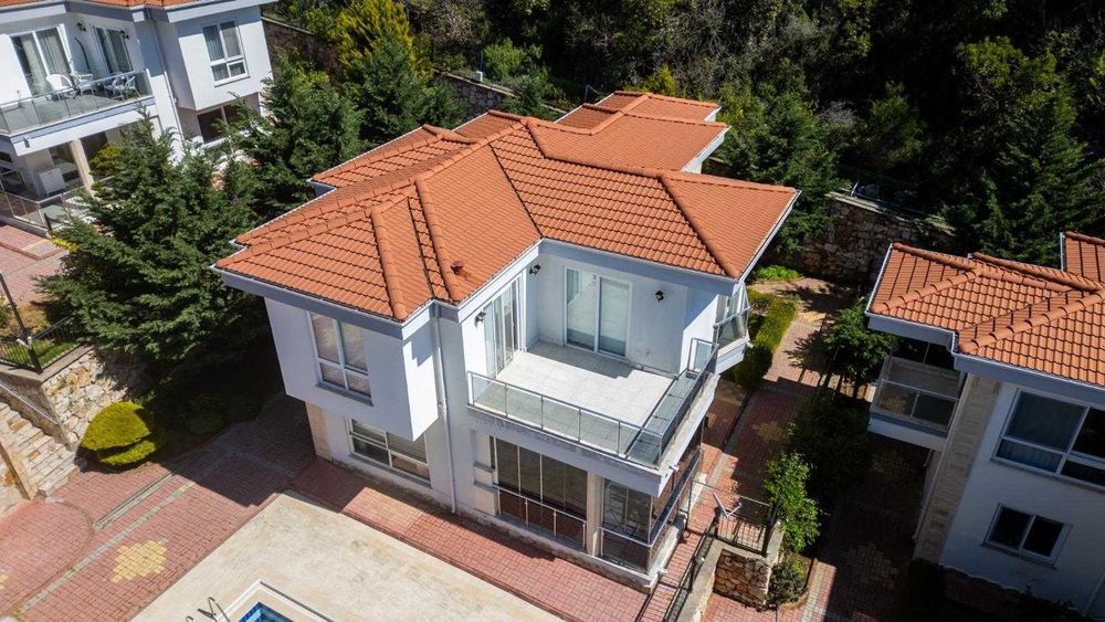 Продаж вілла 3+1_220м2 Бекташ, Туреччина