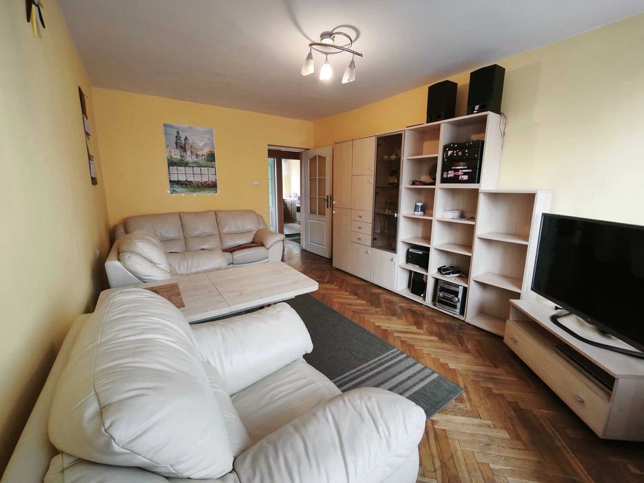 Mieszkanie 2 osobne pokoje + kuchnia, świetnie skomunikowane