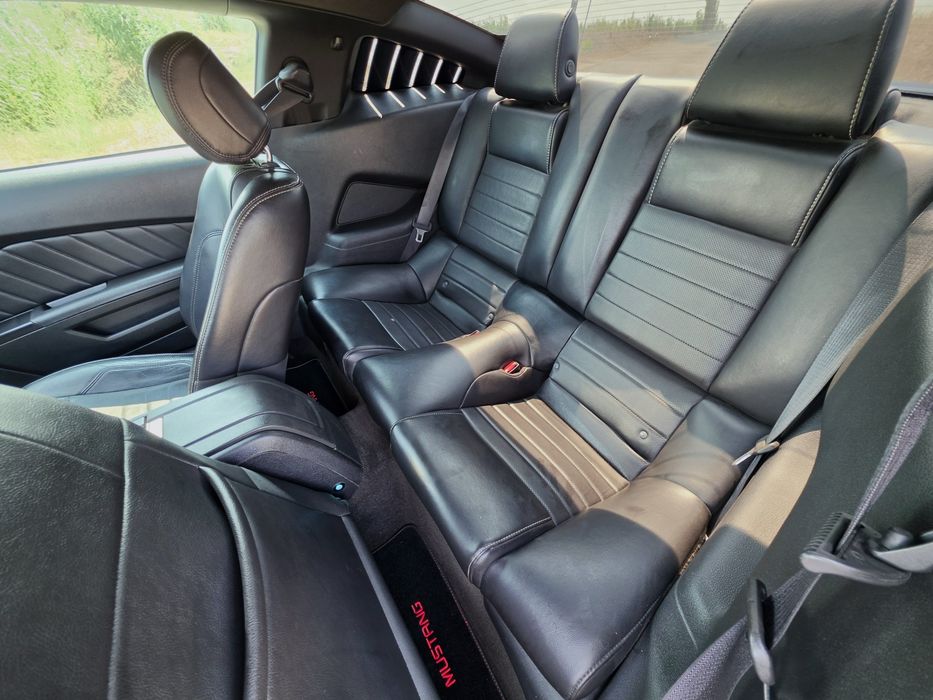Ford Mustang — fotografia 12