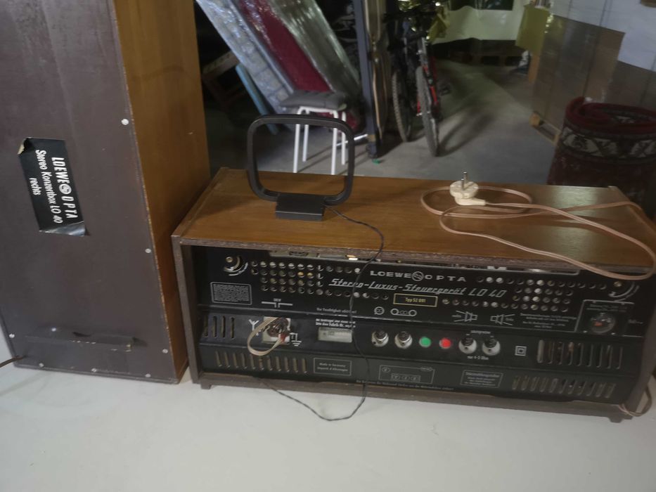 Radio Antigo Alemão Loewe Opta