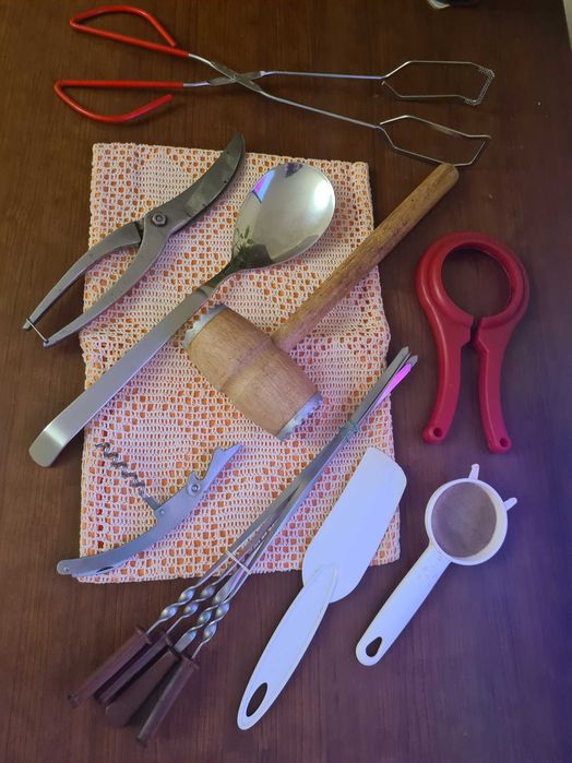 Bogaty zestaw akcesoriów kuchennych / zaproponuj swoją cenę !! /