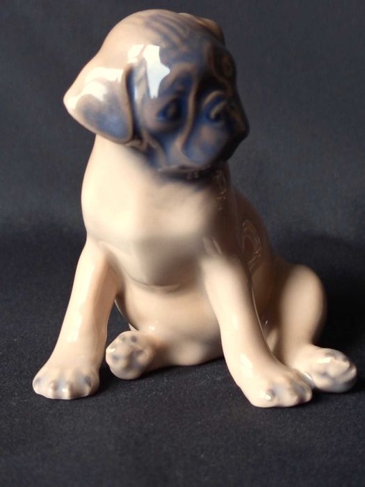 Mops pies porcelana figurka royal copenhagen sygnatura