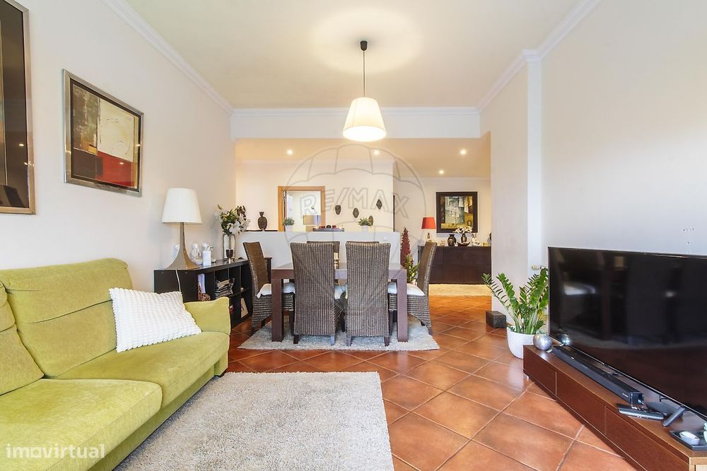 Apartamento T2 para venda — Loures, Lisboa